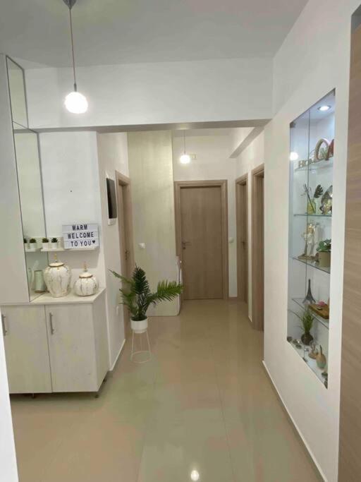 Appartement The Cosy Nest - Breakfast Lncluded à Rhodes City Extérieur photo